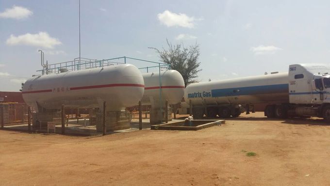 El tanque de almacenamiento de la bala del gas del butano del propano para la instalación grande 100CBM de la gasolinera
